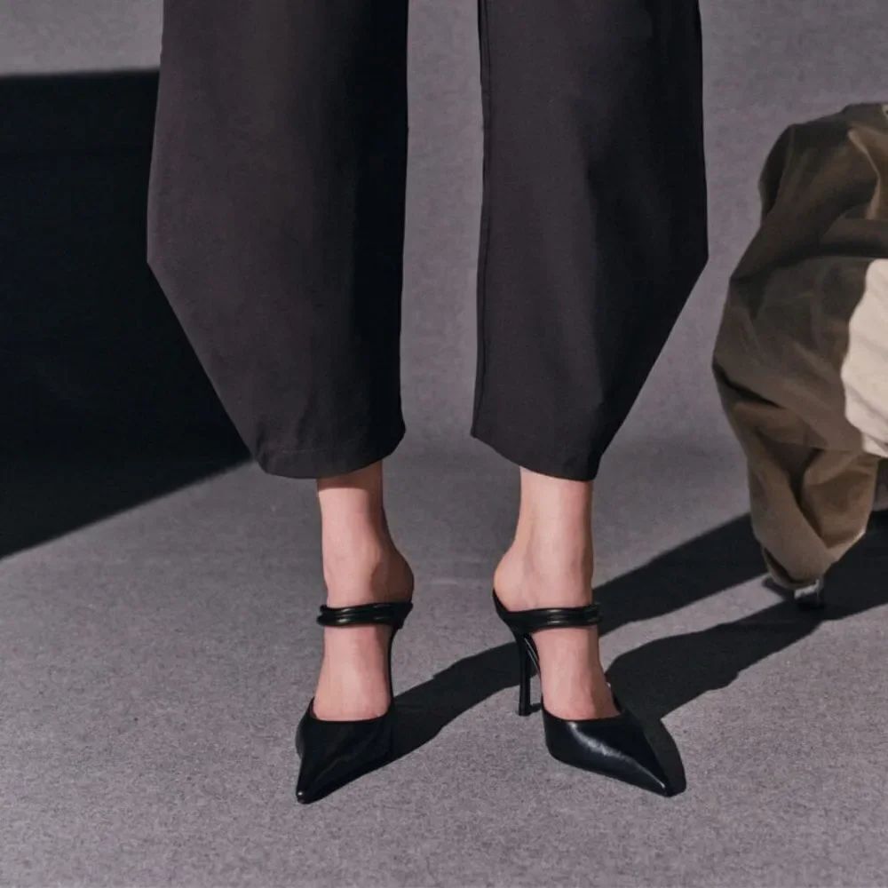 RARE STUDIO BAKOVIĆ Ellipse Mule Pumps in Black